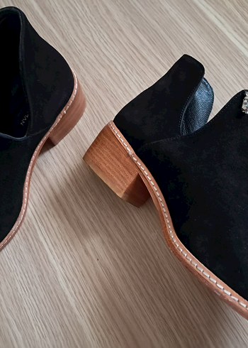 Siyah Süet Taşlı Kadın Bot - Görsel 5