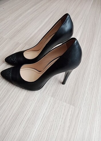 36 Beden siyah Renk Topuklu ayakkabi