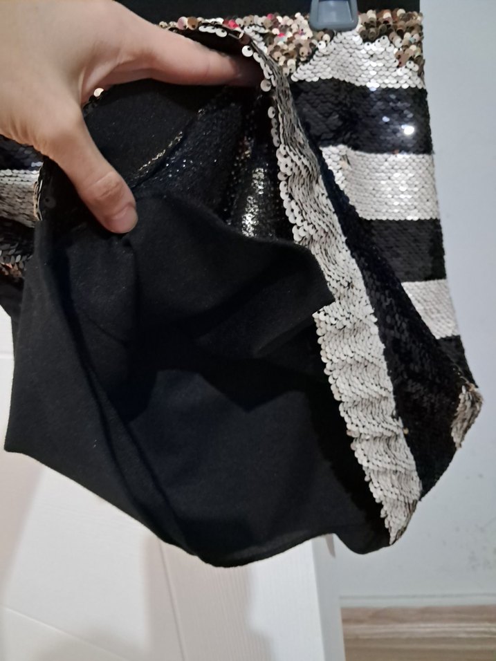 Siyah Beyaz Payetli Midi Etek - Görsel 2