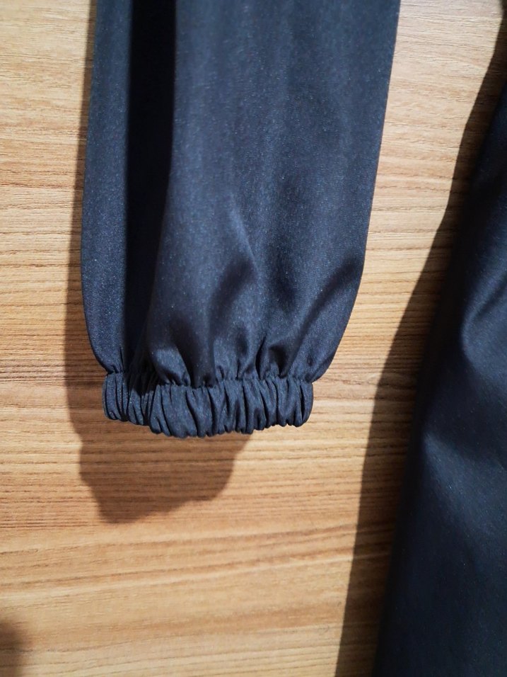 Gri Kadın Uzun Kuşaklı Trençkot - Görsel 4