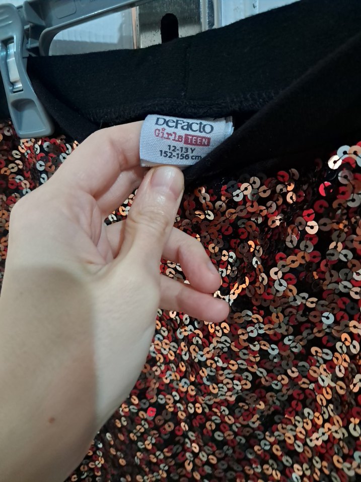 Parlak Payetli Kemerli Mini Etek - Görsel 3