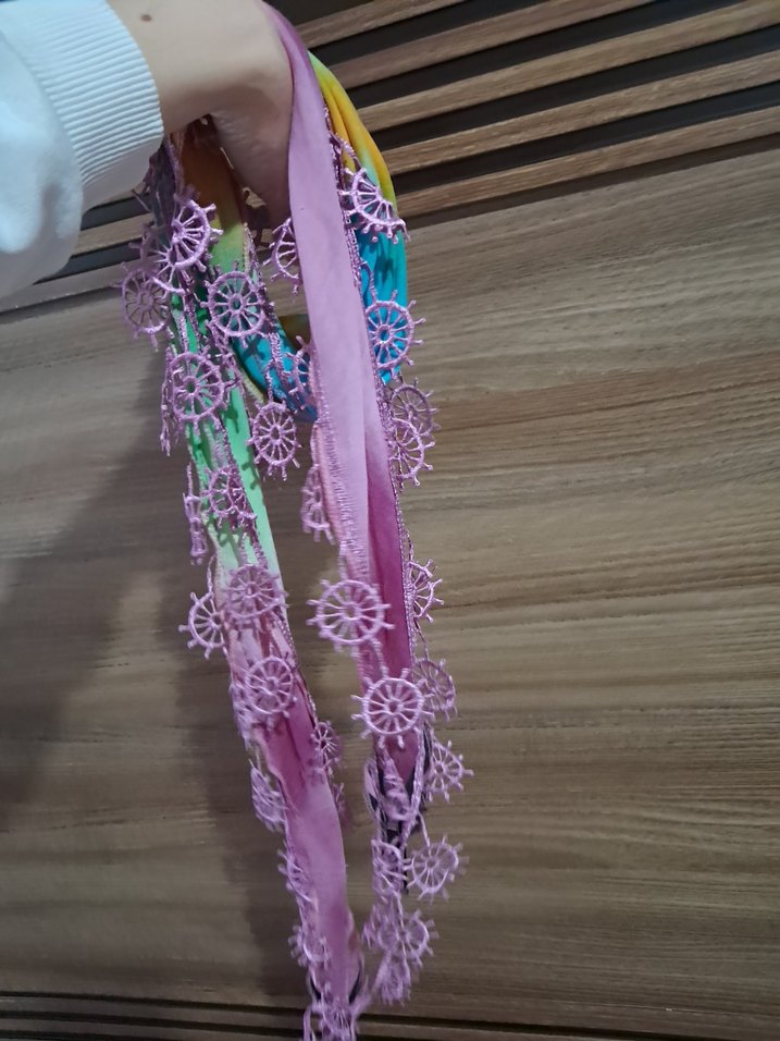 Renkli Dantel Detaylı Bohem Kadın Atkı - Görsel 3