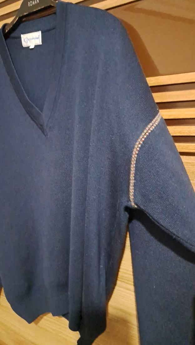 Lacivert V Yaka Erkek Örgü Yün Kazak - Görsel 4