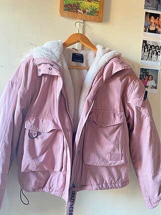 Pembe bershka mont