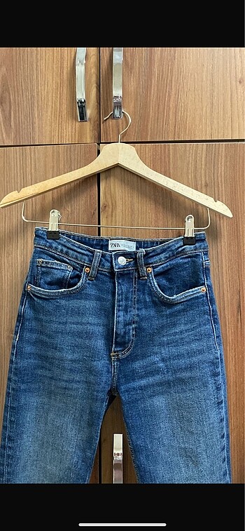 Zara Zara crop flare jean