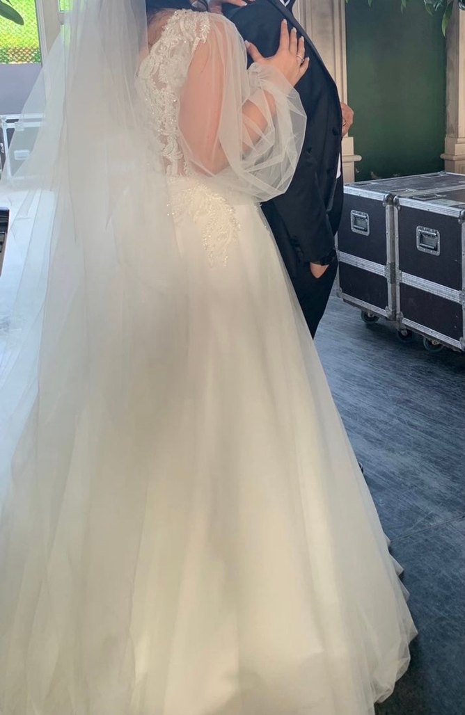 V Yakalı  A Kesim Beyaz Gelinlik - Görsel 5