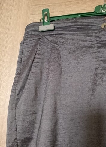44 Beden Parlak pantolon
