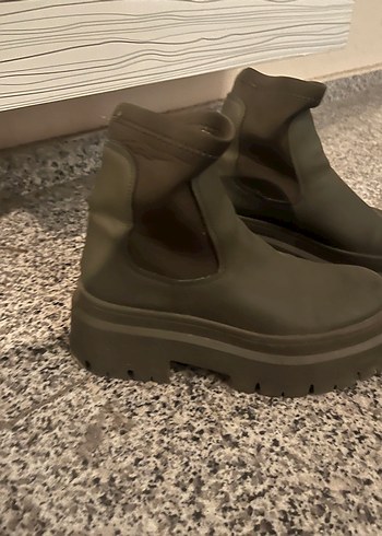 Yeşil Kadın Platform Topuklu Lastik Bot - Görsel 2