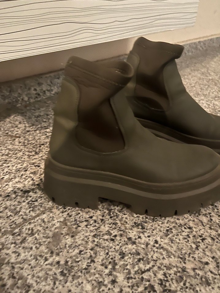 Yeşil Kadın Platform Topuklu Lastik Bot - Görsel 2