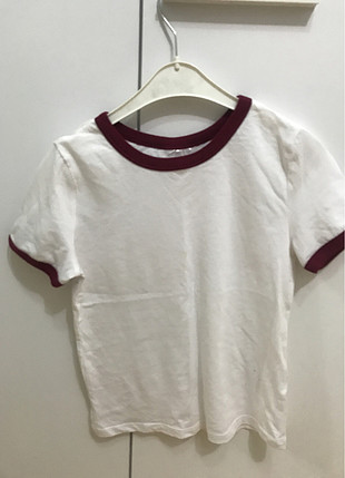 Beyaz t-shirt