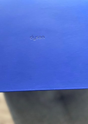 Dyson airwrap