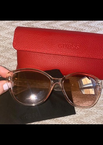 Guess Pembe aynalı Kadın Güneş Gözlüğü