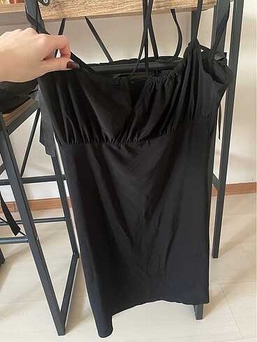 Bershka önü bağlamalı elbise