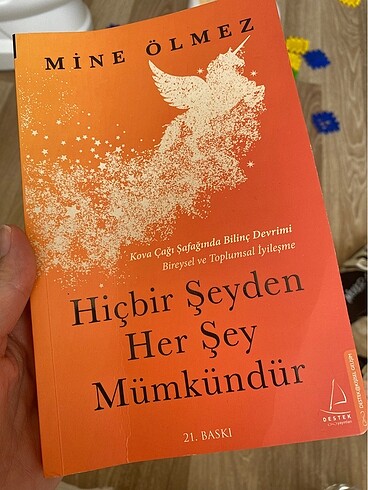 Mine Ölmez - Hiçbir Şeyden Her Şey Mümkündür