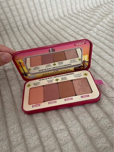 Beden Renk The balm allık kontür aydınlatıcı paleti