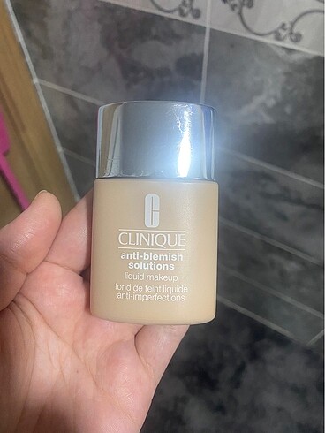 Clinique fondöten