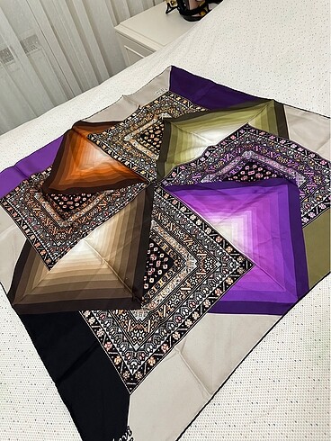 Levidor twill ipek eşarp