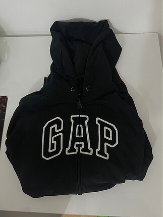 Gap Sweatshirt