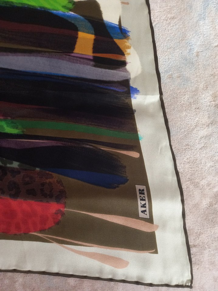 Koyu renkli çok renkli kadın eşarp - Görsel 2