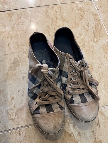 BURBERRY AYAKKABI