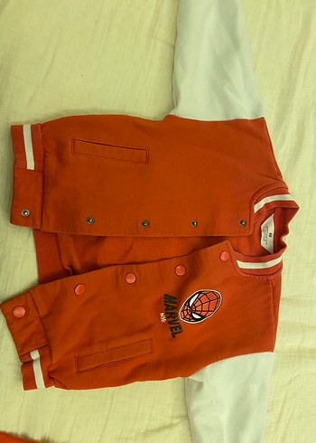 H&M Kırmızı Spider-Man Baskılı Erkek hırka H&M