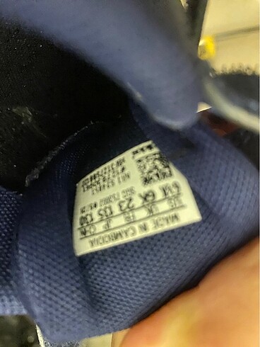 23 Beden Adidas 23 numara