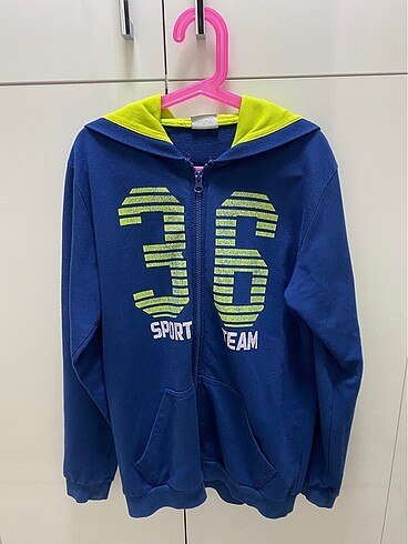 ERKEK ÇOCUK KAPÜŞONLU SWEATSHİRT