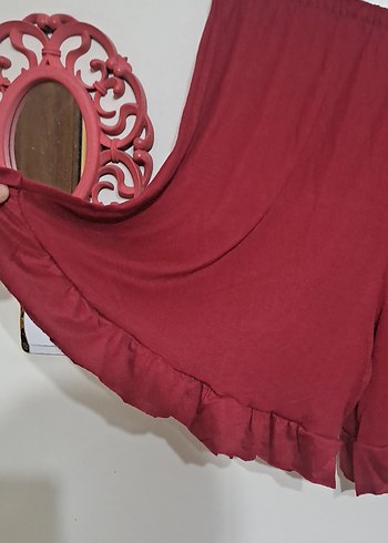 52 Beden bordo Renk Bordo Fırfırlı Yumuşak pamuklu penye kumaştan Mini Şort