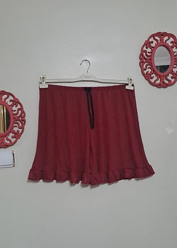 Bordo Fırfırlı Yumuşak pamuklu penye kumaştan Mini Şort