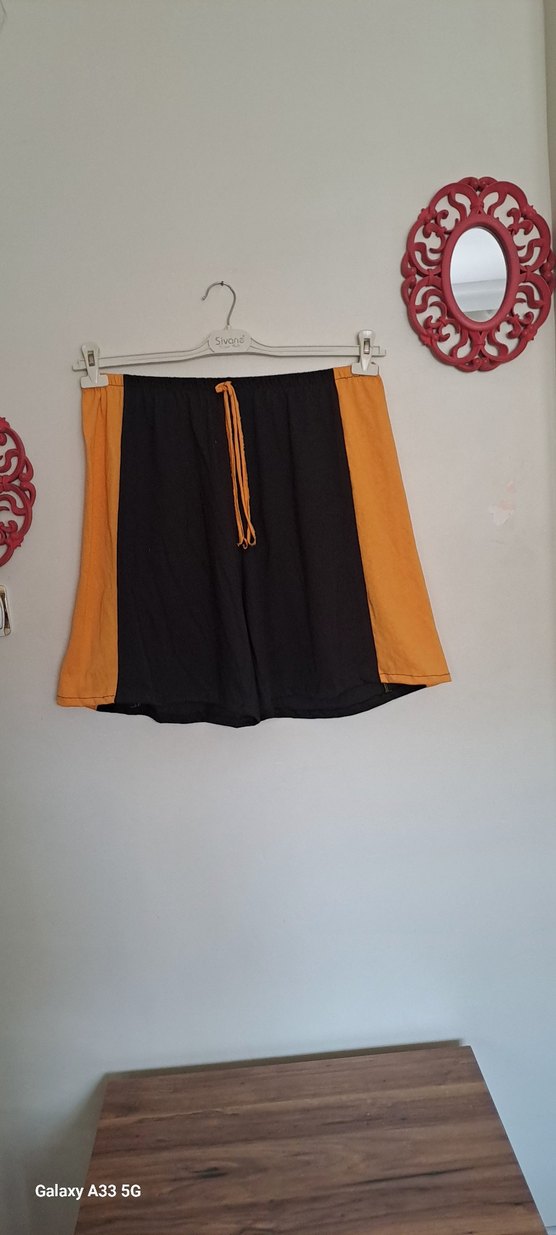 Turuncu Siyah Bel Detaylı Mini Şort - Görsel 5