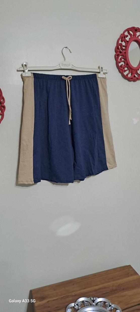 Mavi ve Gri Pamuklu Mini Şort - Görsel 4