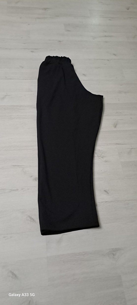 Siyah Kadın Midi Kumaş Pantolon - Görsel 4