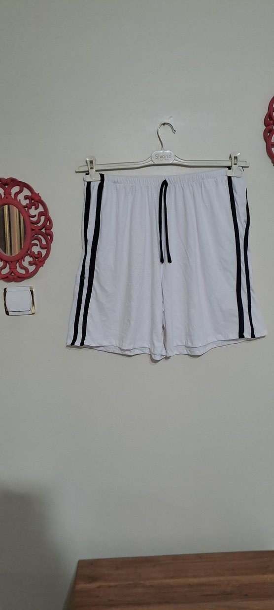 Pamuklu Beyaz Mini Spor Şort - Görsel 3