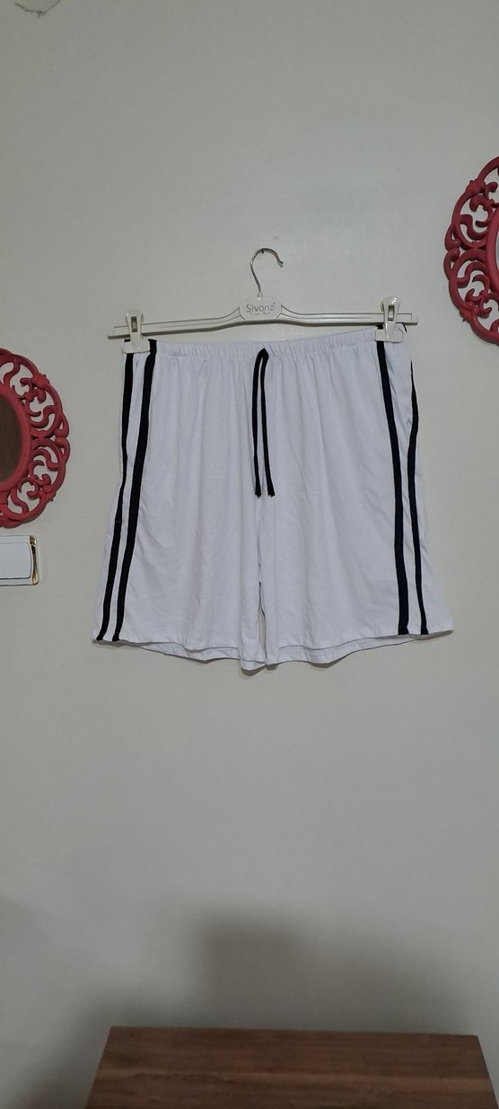 Pamuklu Beyaz Mini Spor Şort - Görsel 2