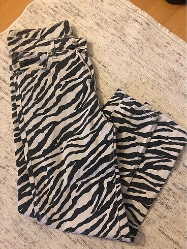 zebra desenli mom jean