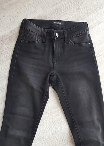 Siyah Regular Fit Midi Denim Kadın Kot Pantolon