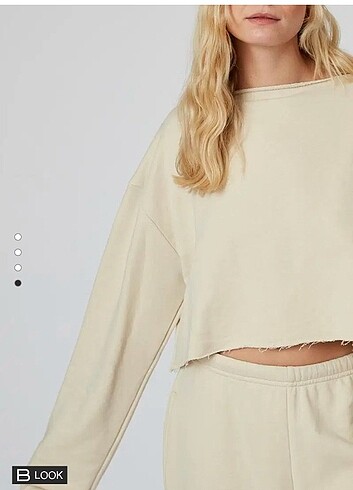 s Beden Kayık yaka crop sweatshirt