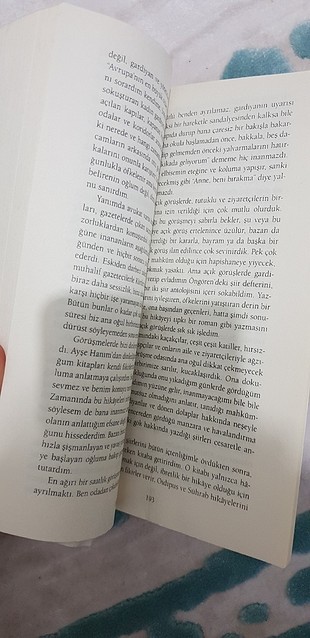 xs Beden orhan pamuk kırmızı saçlı kadin