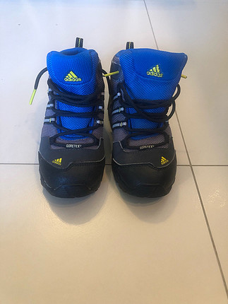 Adidas Adidas çocuk bot