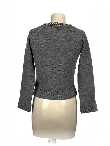 m Beden PreLoved Hırka %70 İndirimli.