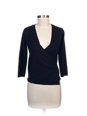 Zara Bluz %70 İndirimli.