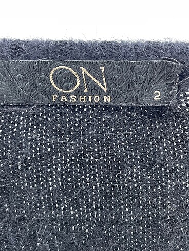 m Beden siyah Renk On Fashion Hırka %70 İndirimli.