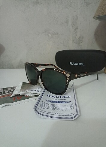 Rachel Güneş Gözlüğü 