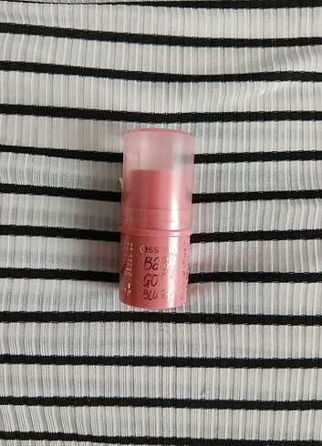 Essence Essence allık