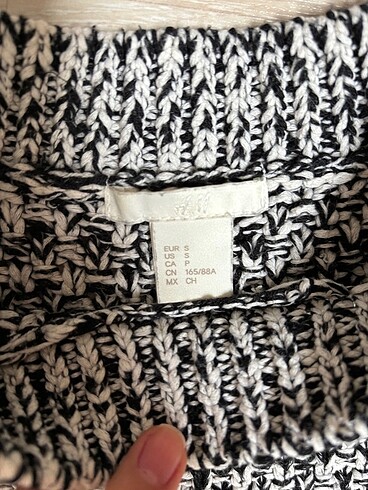 s Beden H&M kazak