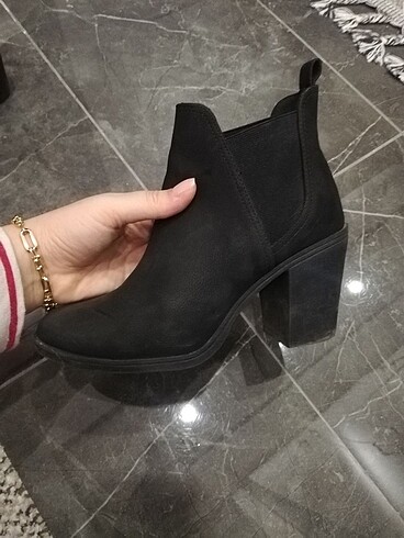 39 Beden h&m kalın topuk bot aşırı rahat bir ayakkabı
