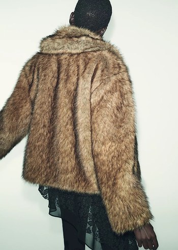 Zara Kısa Suni Peluş Kahverengi Kaban - Görsel 7