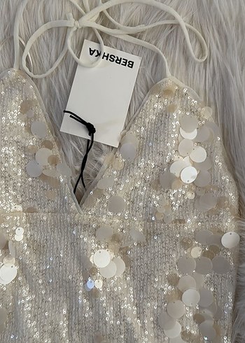 Bershka Asimetrik Pullu Askılı Top - Görsel 4