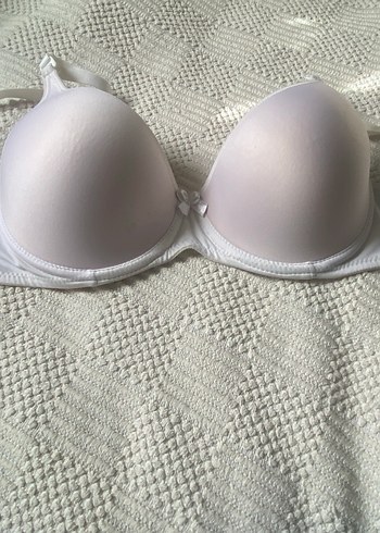 Beyaz siyah ve ten rengi sütyen - Görsel 8