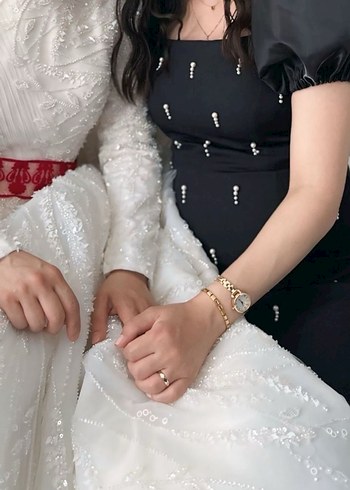 m Beden siyah Renk Boncuk İşlemeli Siyah Midi Elbise
